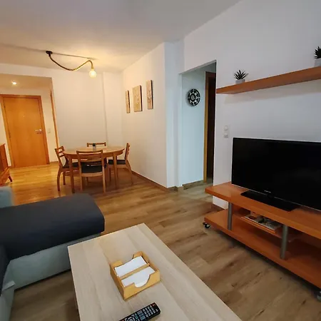 Pilar Solo Familias Apartment Gandia